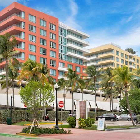 Beachfront Bentley Hotel One Bedroom Suite With Balcony And Beach Access Miami Beach Esterno foto