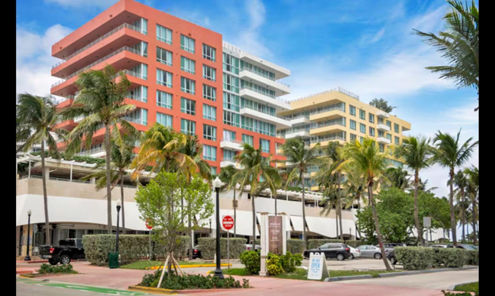 Beachfront Bentley Hotel One Bedroom Suite With Balcony And Beach Access Miami Beach Esterno foto