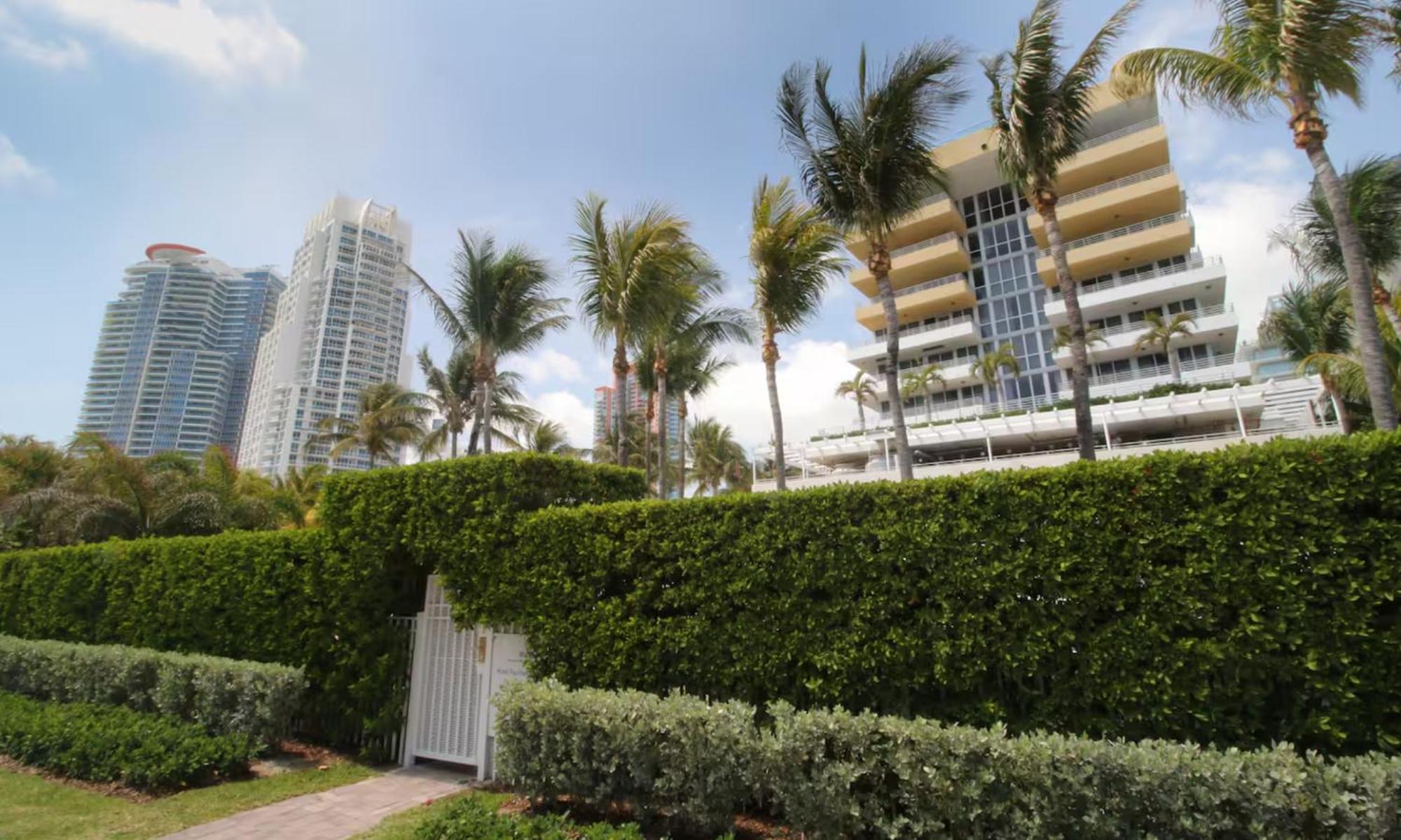 Beachfront Bentley Hotel One Bedroom Suite With Balcony And Beach Access Miami Beach Esterno foto