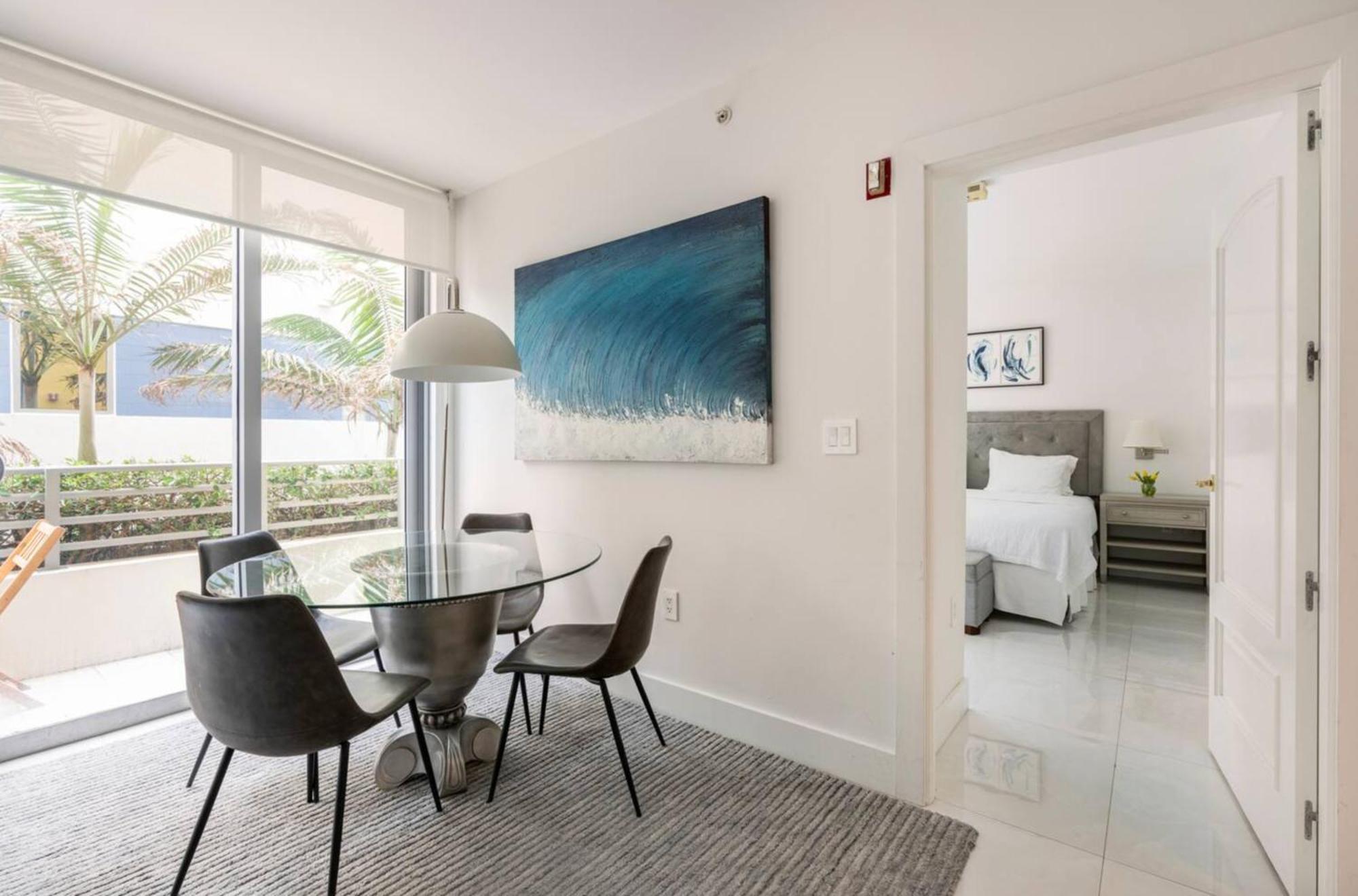 Beachfront Bentley Hotel One Bedroom Suite With Balcony And Beach Access Miami Beach Esterno foto