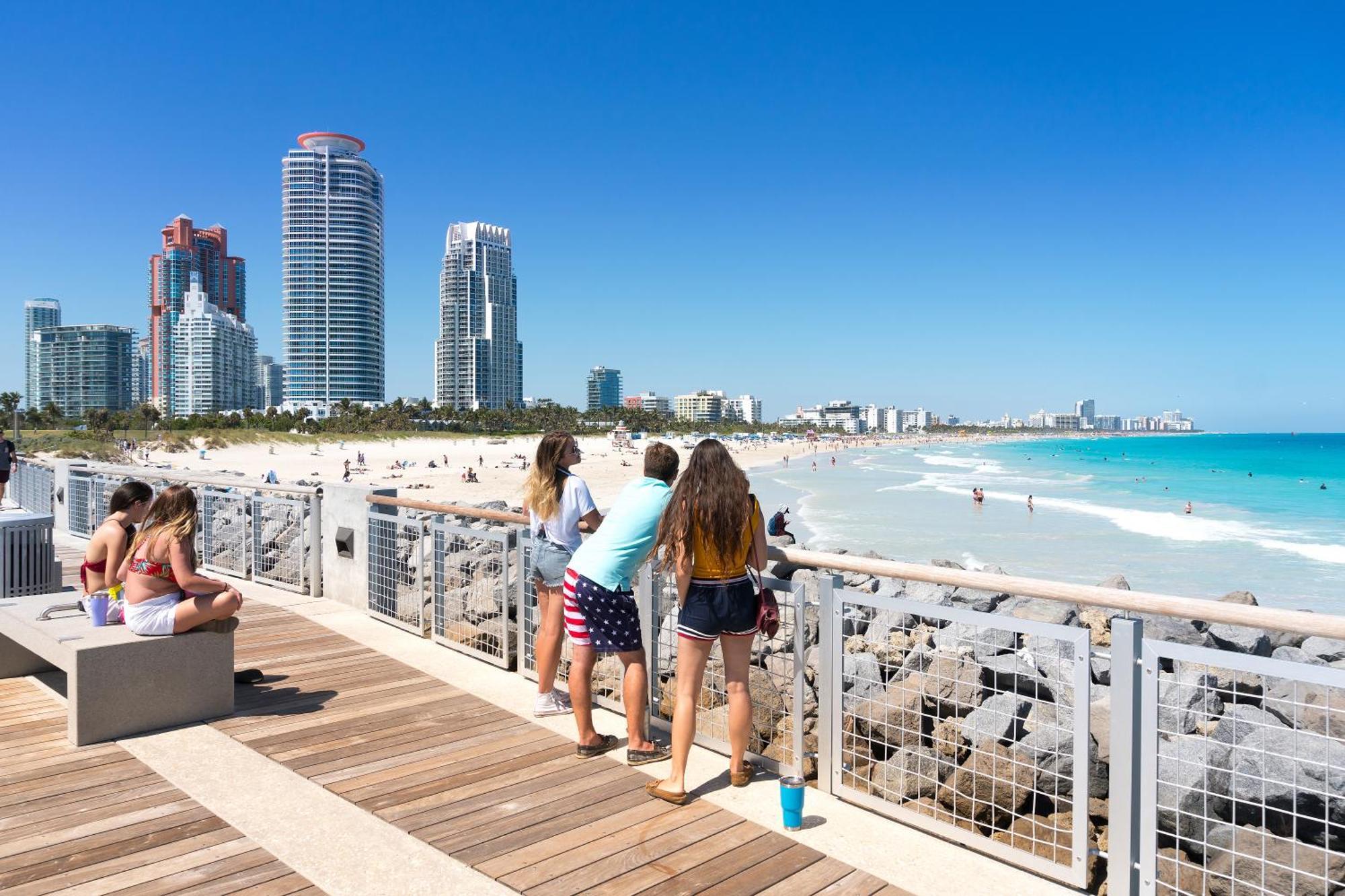 Beachfront Bentley Hotel One Bedroom Suite With Balcony And Beach Access Miami Beach Esterno foto